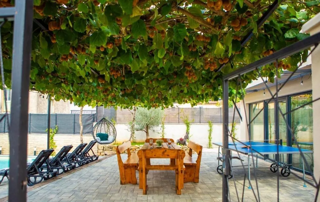 Kuca Poli Stare Nuoni Villa Modrusani Holiday home
