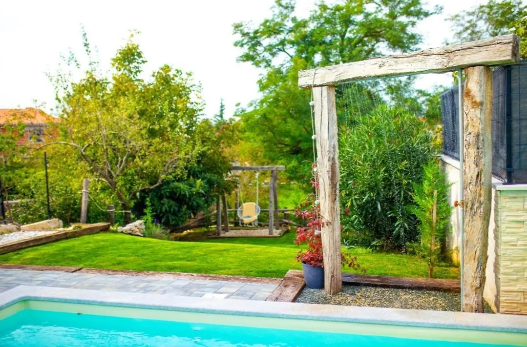 Vakantiehuis Kuca Poli Stare Nuoni Villa Modrušani