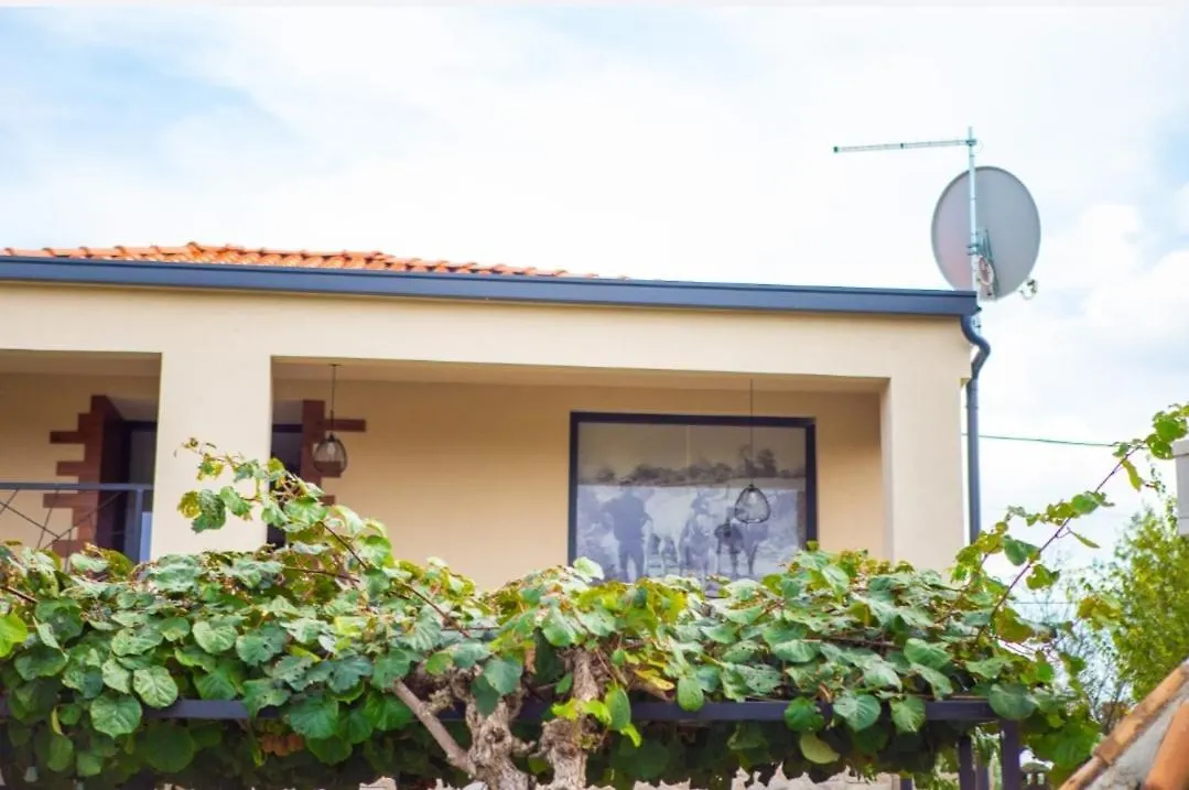 Holiday home Kuca Poli Stare Nuoni Villa Modrusani Croatia